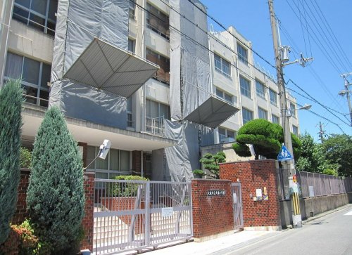 小学校　大領小学校（小学校）まで459m