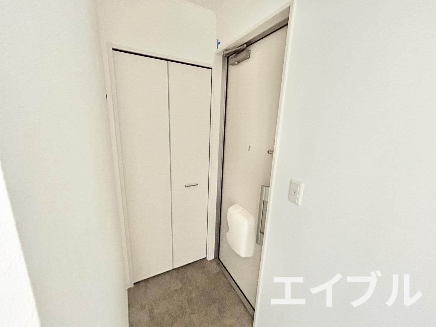 玄関　同型反転