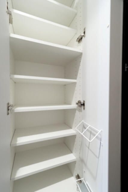 玄関　※写真は同タイプ住戸です。