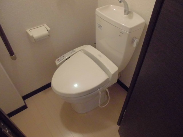 トイレ　画像6