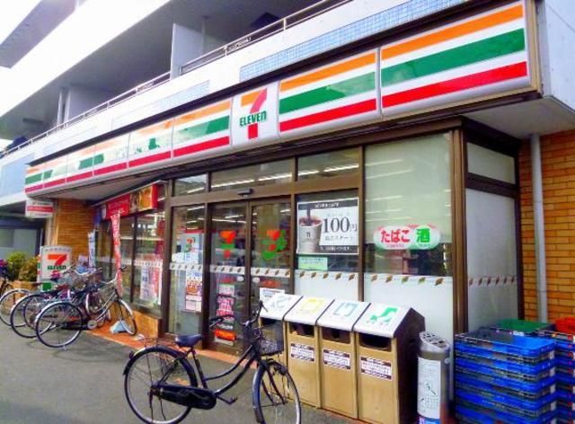 コンビニ　セブンイレブン浦安北栄3丁目店（コンビニ）まで302m
