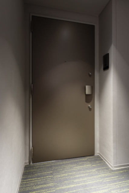 玄関　※写真は同タイプ住戸です。