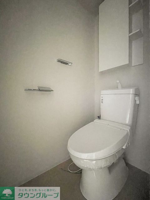 トイレ　※写真は同タイプ住戸です。