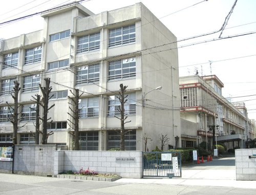 高校・高専　東淀工業高校（高校・高専）まで740m