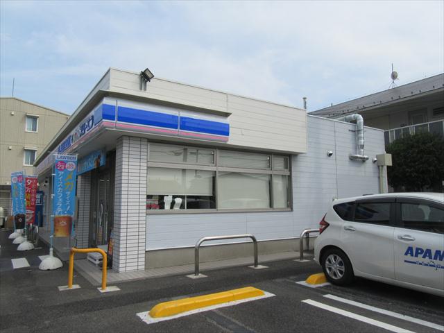 コンビニ　ローソン×スリーエフ（コンビニ）まで680m