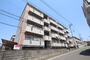 武蔵砂川駅より徒歩7分 3階 築32年10ヶ月の賃貸物件