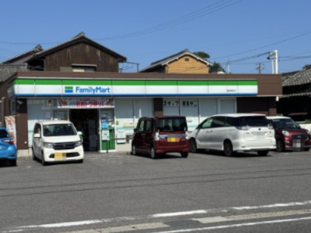 コンビニ　ファミリーマート 常滑小倉町店（コンビニ）まで577m
