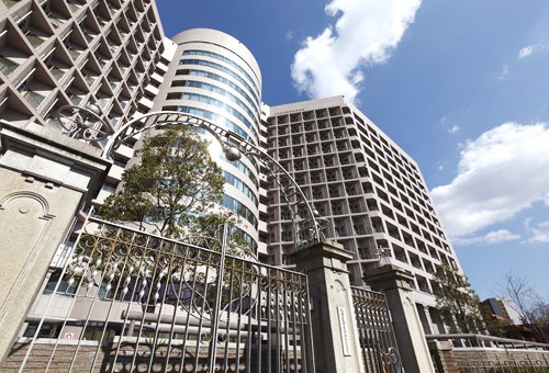 病院　国立大学法人名古屋大学医学部附属病院（病院）まで661m