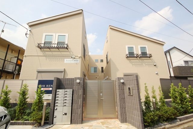 建物外観　タウンハウジング仙川店まで♪
