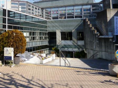 図書館　世田谷区立上北沢図書館（図書館）まで1143m