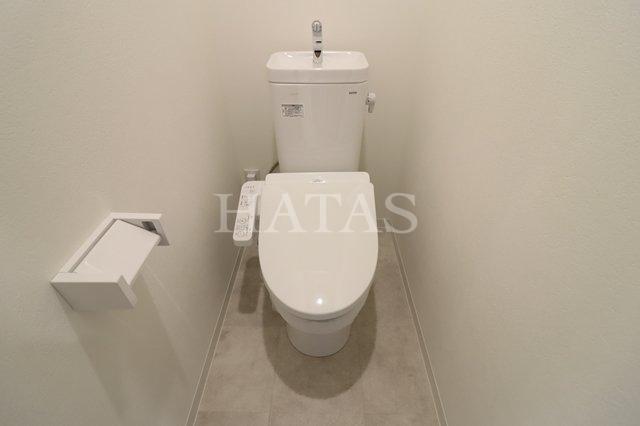 トイレ　同物件別部屋です。