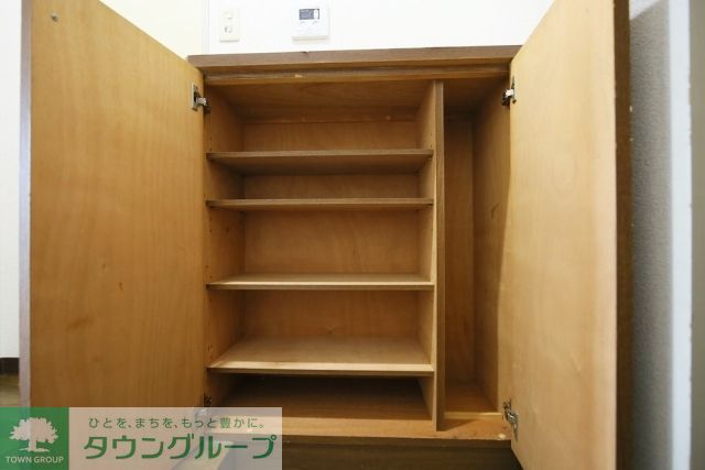 収納　靴入