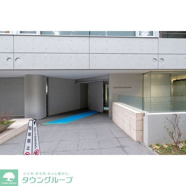 クエストコート原宿の外観写真