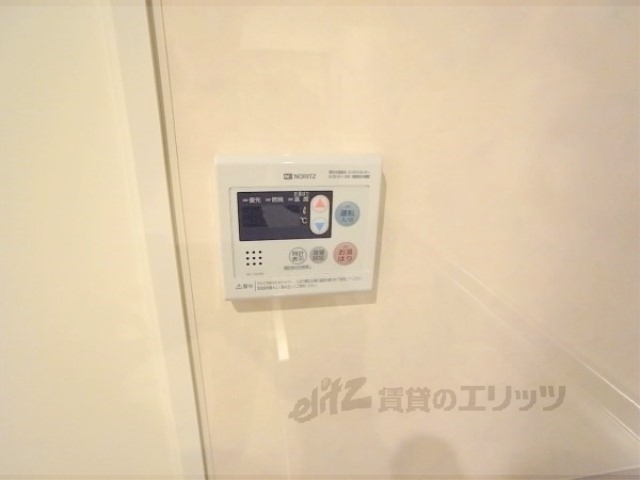その他設備　給湯器リモコン