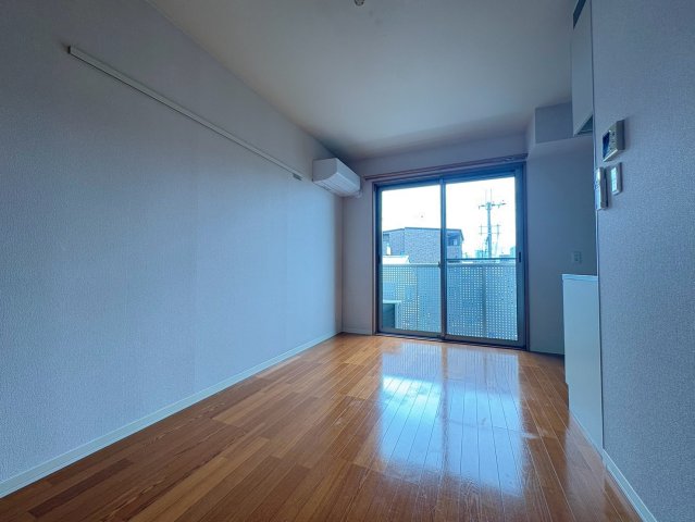SOL.LEVANTE Xの内装写真