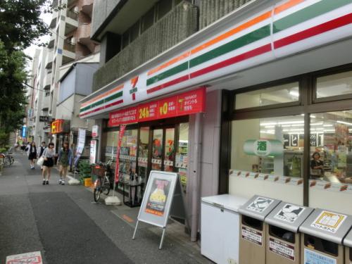 コンビニ　セブンイレブン 杉並和田3丁目店（コンビニ）まで227m