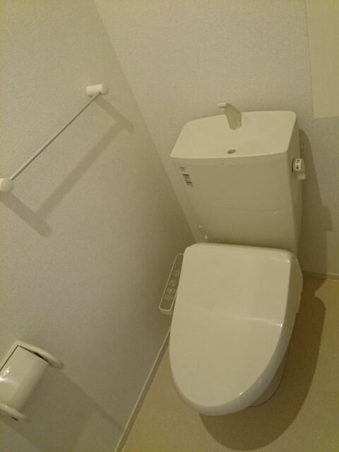 エルドラード葵Iのトイレ写真