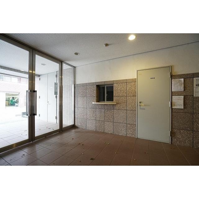 エントランス　エントランス
