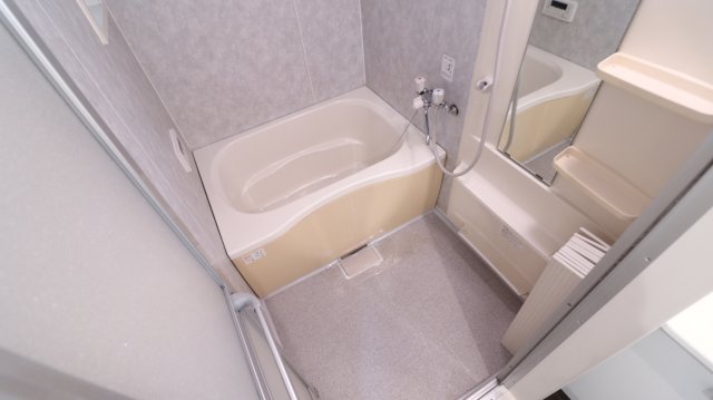 ワコーレヴィータ月見山の風呂写真