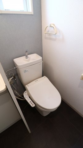 ワコーレヴィータ月見山のトイレ写真