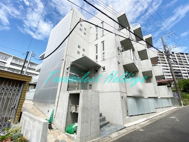 建物外観　鉄筋コンクリートマンションで防音面も安心♪