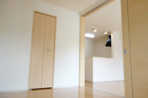 ＪＲ草津線 三雲駅 徒歩12分 2階建 築13年の内装写真