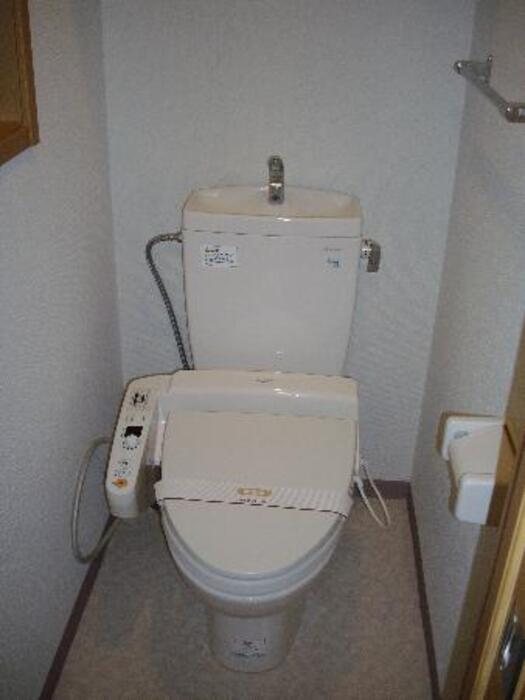 アコールのトイレ写真