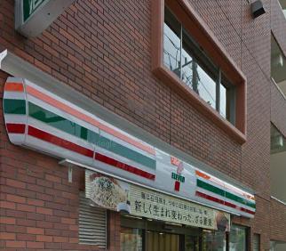 コンビニ　セブンイレブン（コンビニ）まで200m