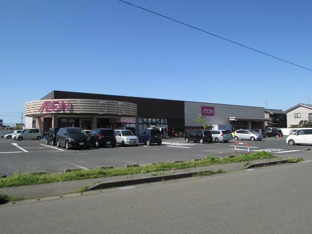 スーパー　イオン亀田店（スーパー）まで697m