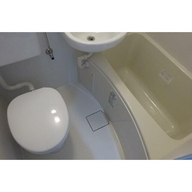 バス・シャワールーム　※別部屋写真参照