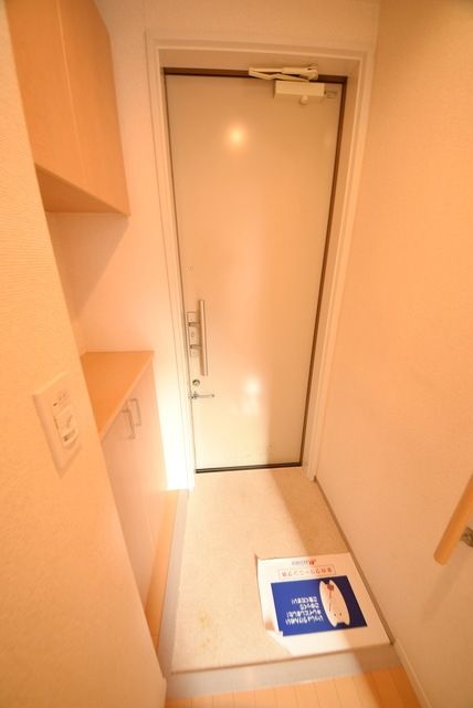 玄関　★お問い合わせはタウンハウジングまで★
