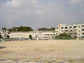 中学校　二日市中学校（中学校）まで758m