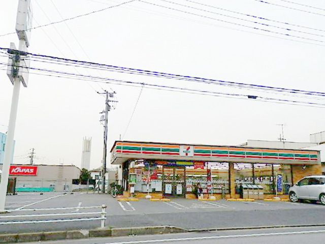 コンビニ　セブンイレブン柏松葉町店（コンビニ）まで520m