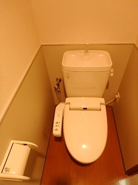 トイレ　★お部屋探しは株式会社タウンハウジング東京まで★