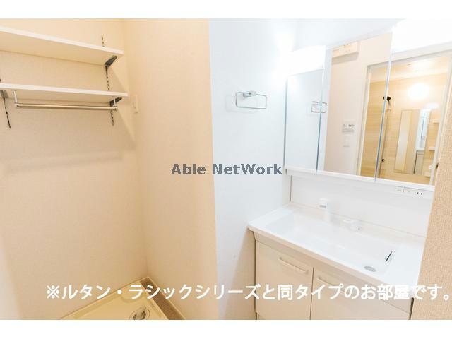 岡崎市 2階建 新築の内装写真