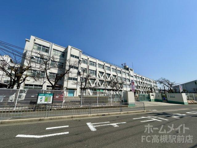 小学校　高槻市立桜台小学校（小学校）まで760m