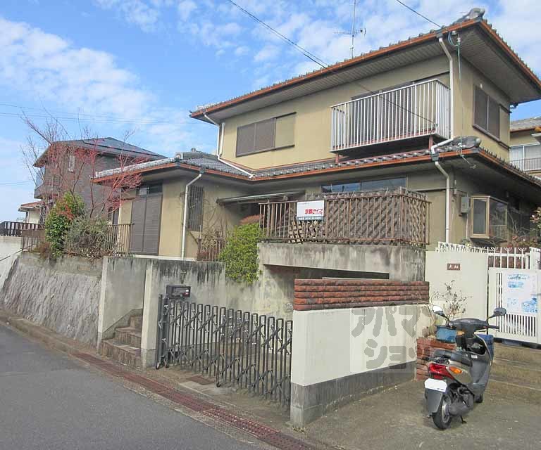 城陽市久世上大谷103-12貸家の外観写真