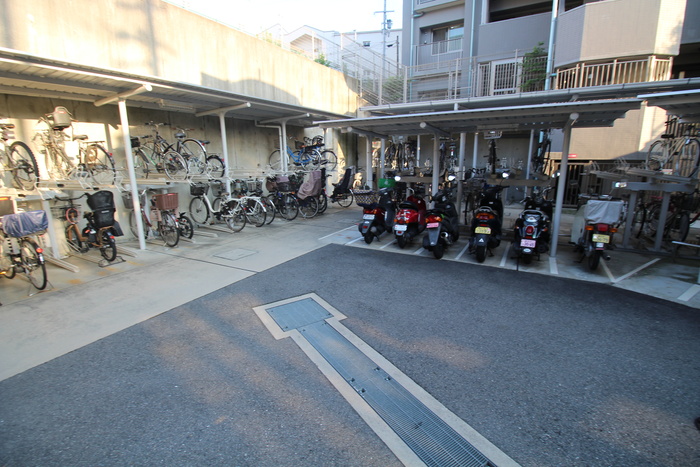 セレッソコート千里桃山台の外観写真