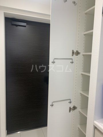 メインステージ成増IIの玄関写真