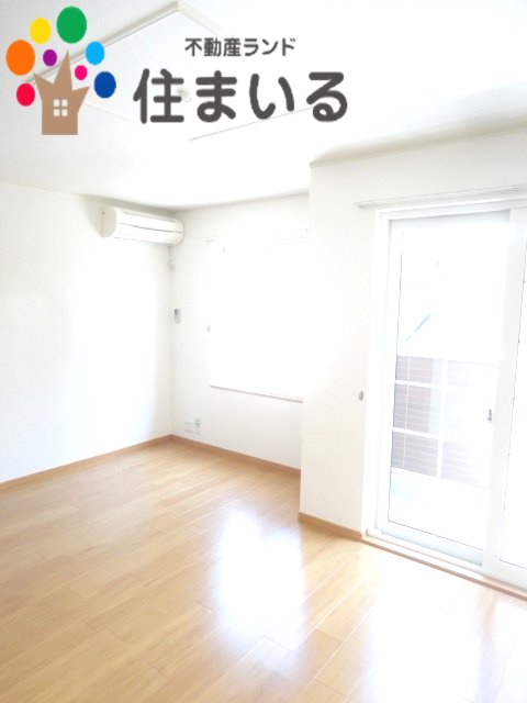 名鉄名古屋本線 一ツ木駅 徒歩1分 2階建 築21年の居間写真