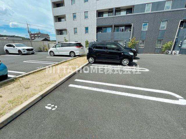 駐車場　敷地内に２台分の空きがあります◎