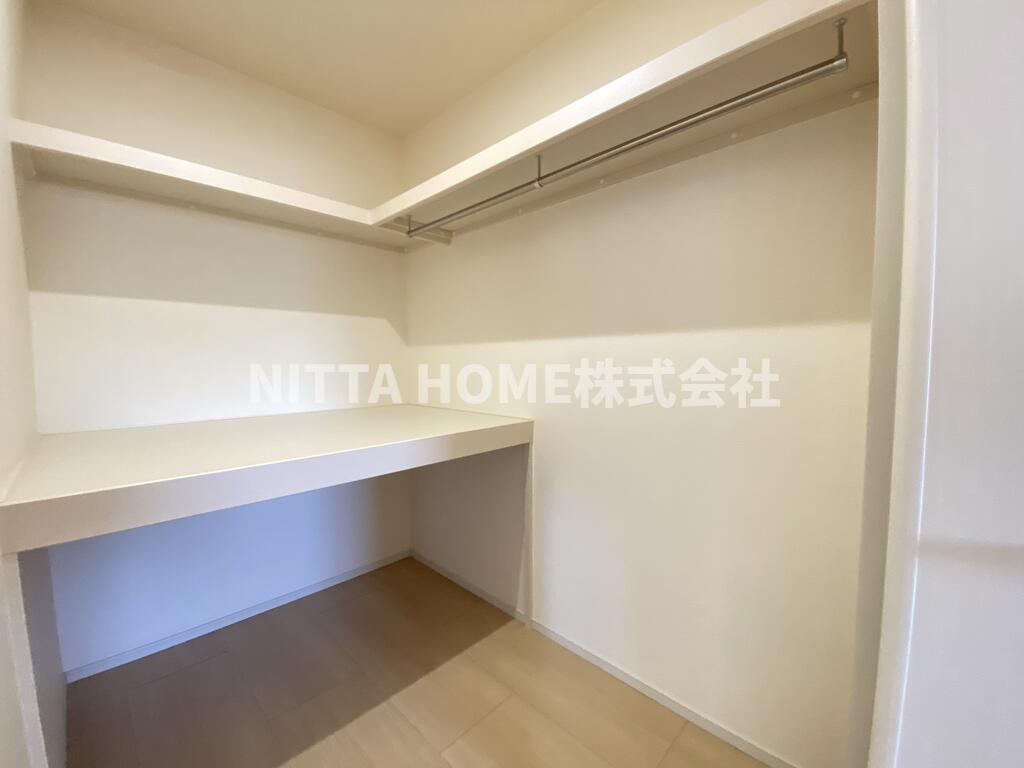 収納　収納たっぷりのウォークインクローゼット◇