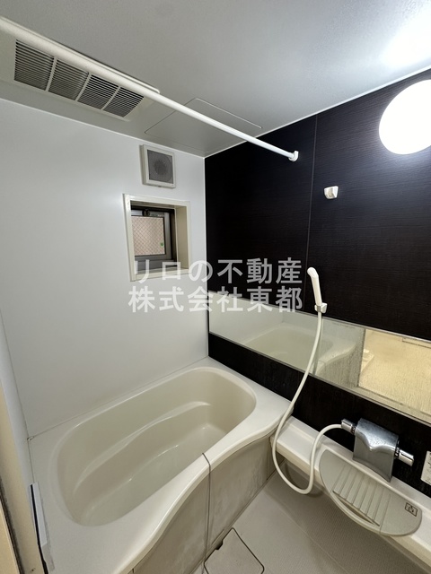 バス・シャワールーム　浴室には乾燥機が付いているので梅雨の時期でも安心です☆