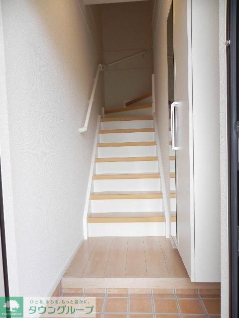 フォーシーズンズIの玄関写真