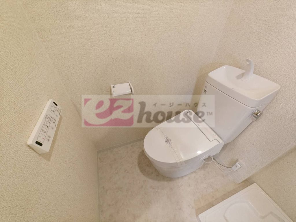 トイレ　別部屋の参考画像です