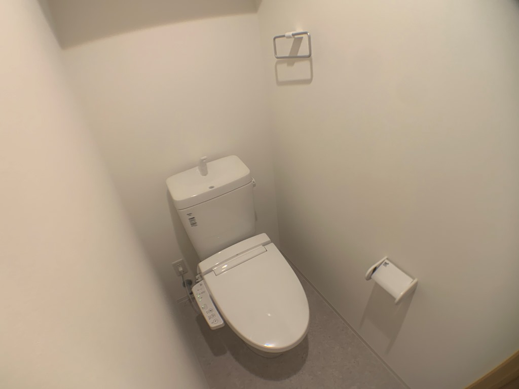 レゾナンス西宮北口のトイレ写真