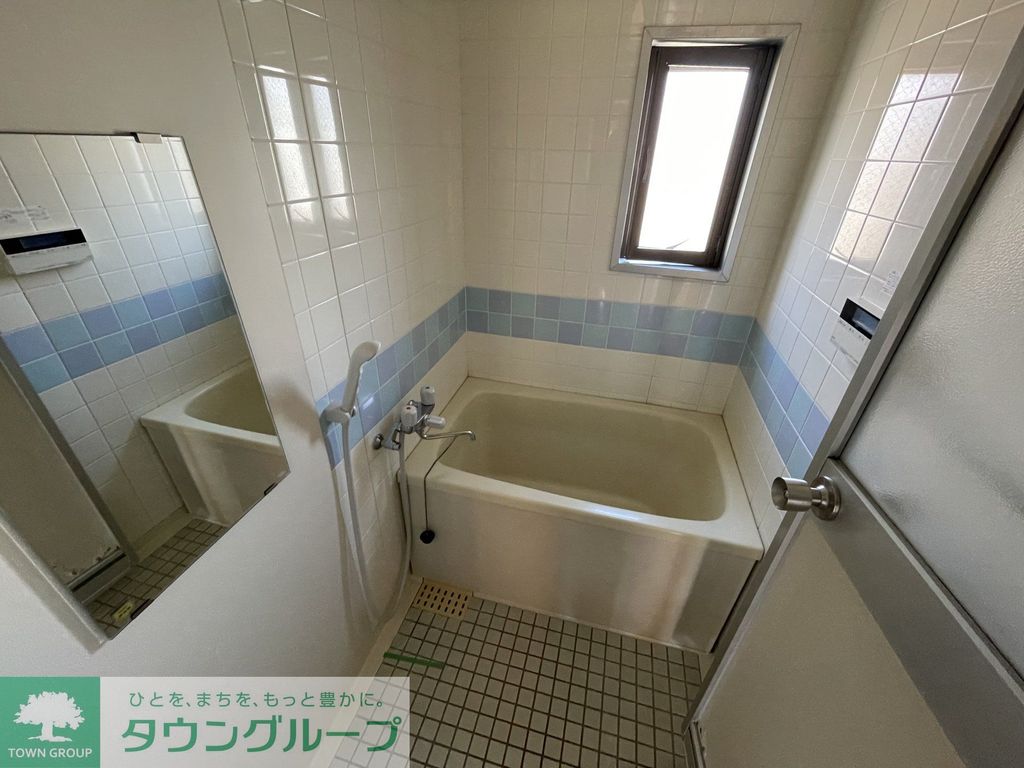 ＪＲ総武線 高円寺駅 徒歩3分 4階建 築36年の風呂写真