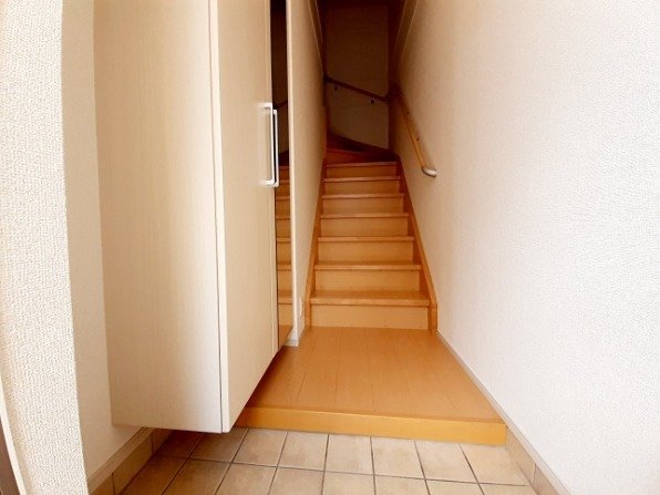 玄関　明るい玄関です