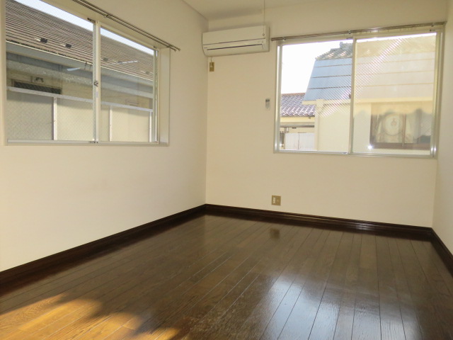 ベルシオン中町の居間写真