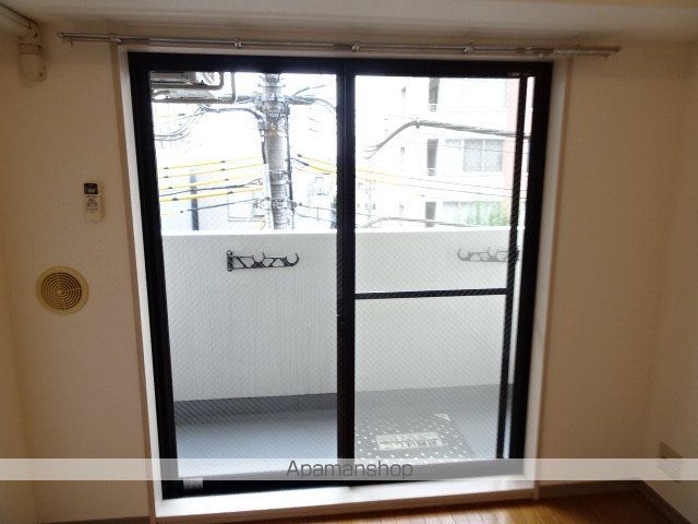 東急田園都市線 三軒茶屋駅 徒歩9分 10階建 築29年の居間写真
